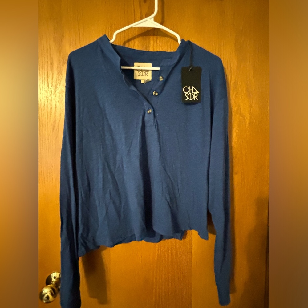 Cropped Boxy Long Sleeve Henley blue long sleeve size small NWT